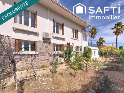 Villa - 166 m² - 8 pièces