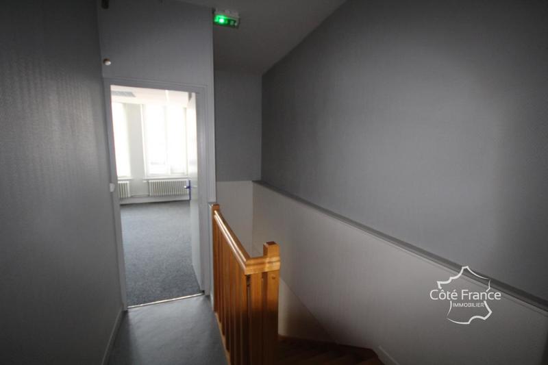 Local commercial - 218 m²