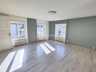 Maison - 152 m² - 7 pièces