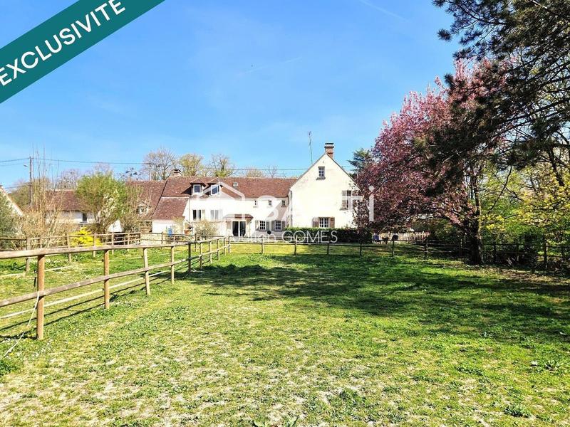 Maison - 298 m² - 12 pièces