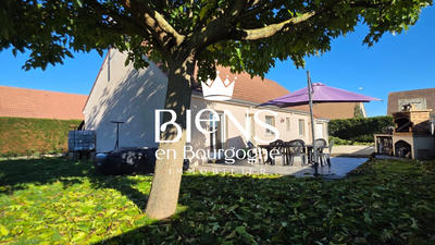 Maison - 105 m² - 6 pièces