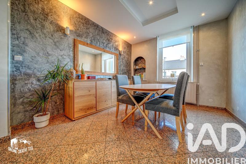 Maison - 167 m² - 6 pièces