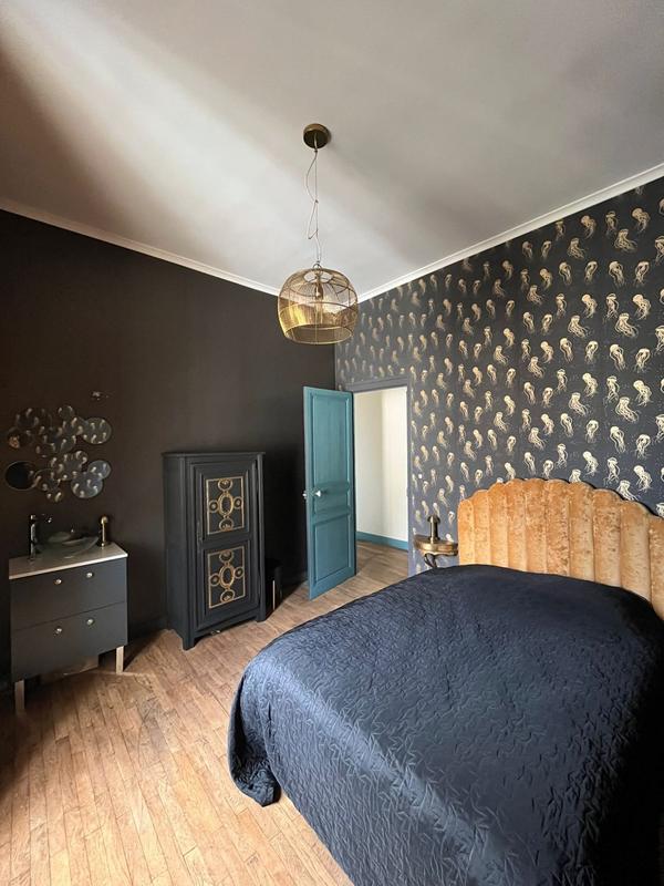 Maison ancienne - 240 m² - 9 pièces