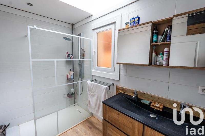 Maison - 180 m² - 6 pièces