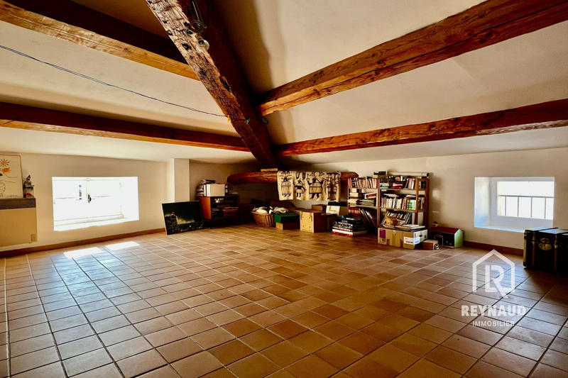 Maison - 380 m² - 10 pièces