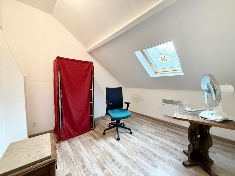Maison - 99 m² - 5 pièces