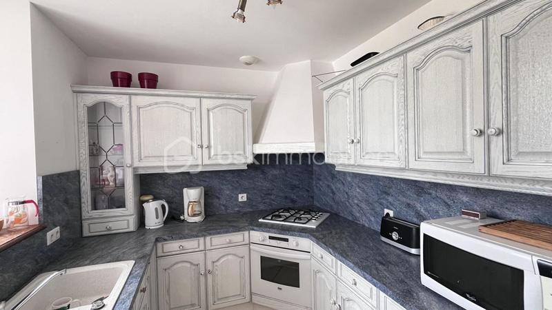 Immeuble - 216 m² - 10 pièces