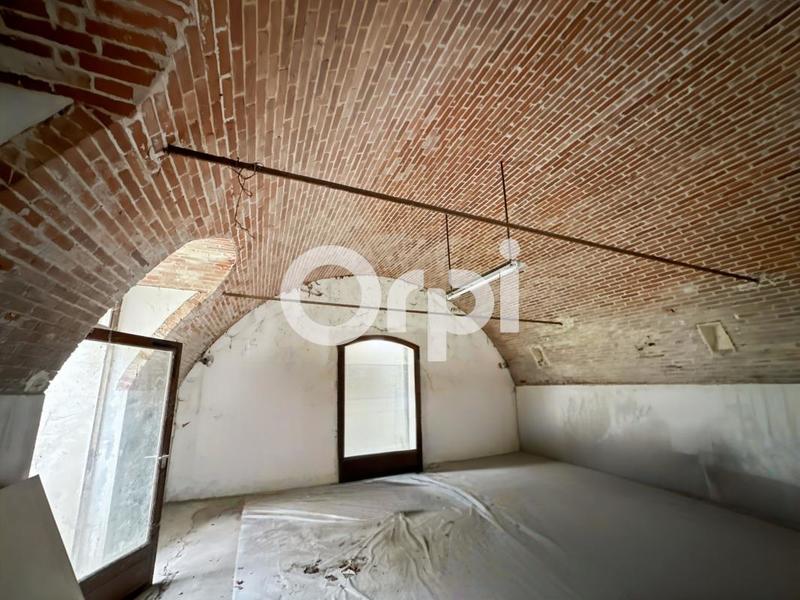 Maison - 209 m² - 9 pièces