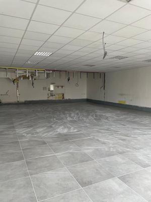 Local commercial - 115 m²