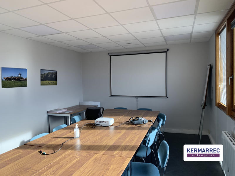 Bureau - 145 m²