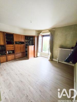 Maison de ville - 225 m² - 14 pièces