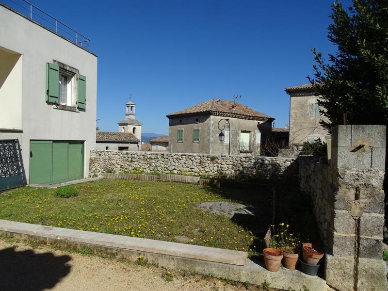 Maison de village - 150 m² - 8 pièces