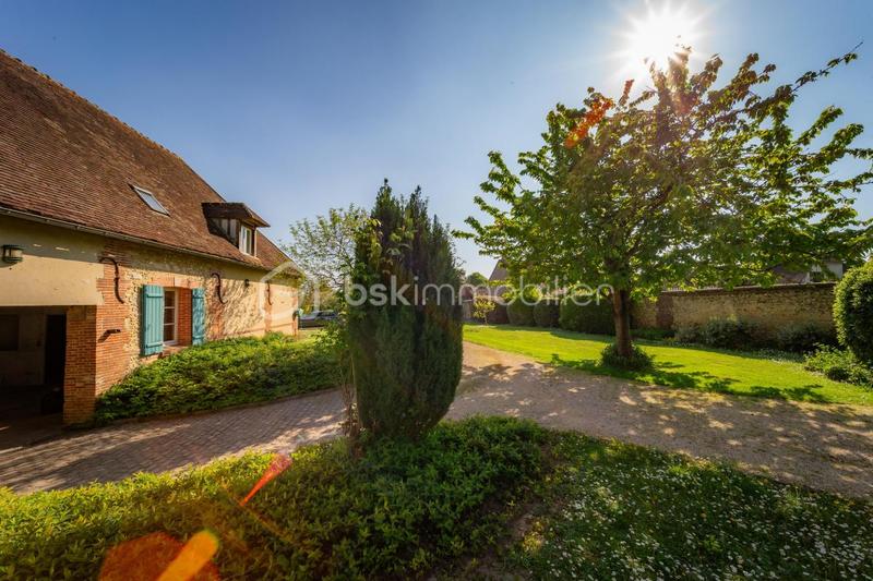 Propriété - 324 m² - 11 pièces