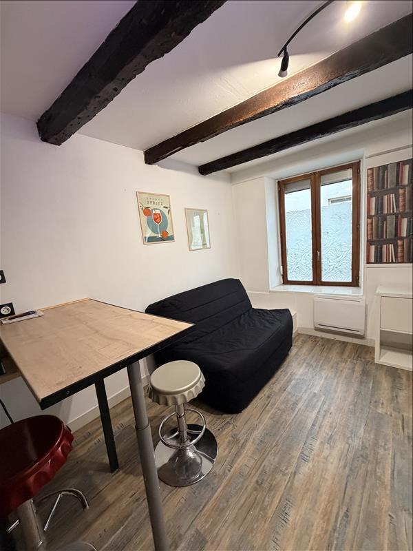 Studio - 21 m² - 1 pièce