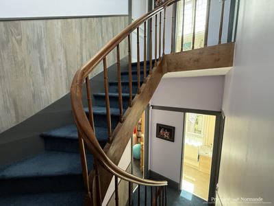 Maison - 164 m² - 6 pièces