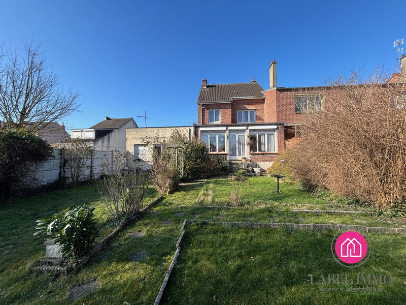 Maison - 150 m² - 8 pièces