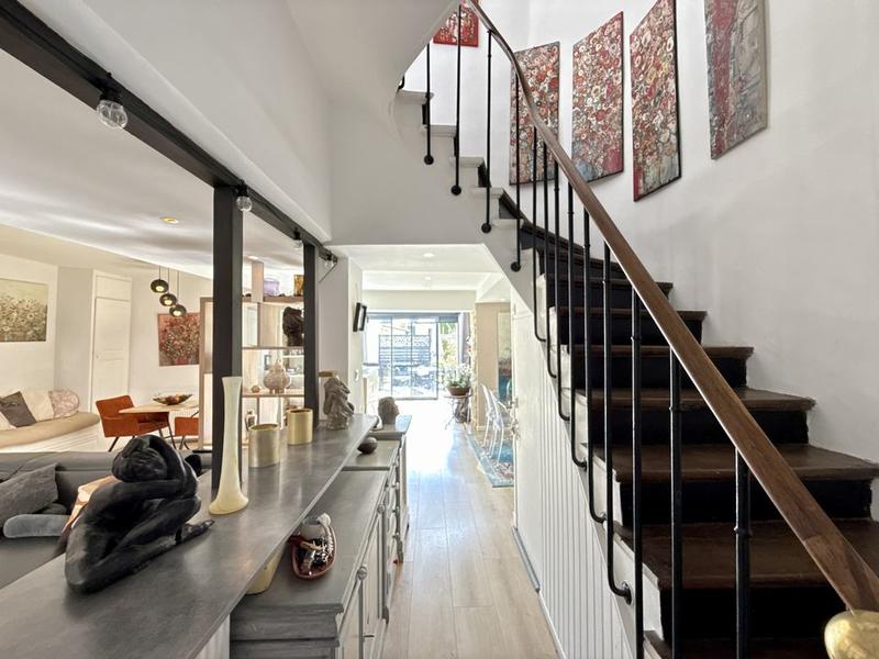 Maison de ville - 237 m² - 8 pièces