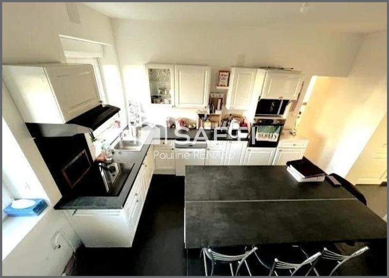 Maison - 147 m² - 7 pièces