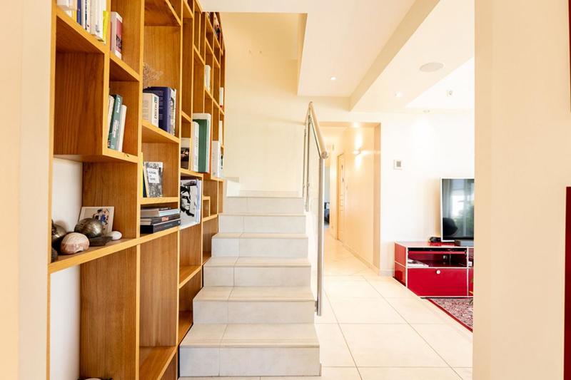 Maison - 147 m² - 6 pièces