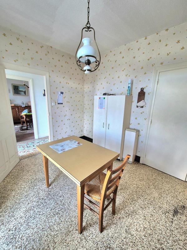 Maison - 140 m² - 6 pièces