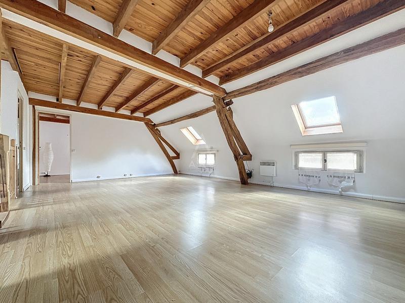 Longère - 185 m² - 9 pièces