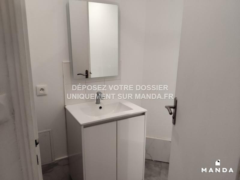 Chambre - 10 m² - 6 pièces