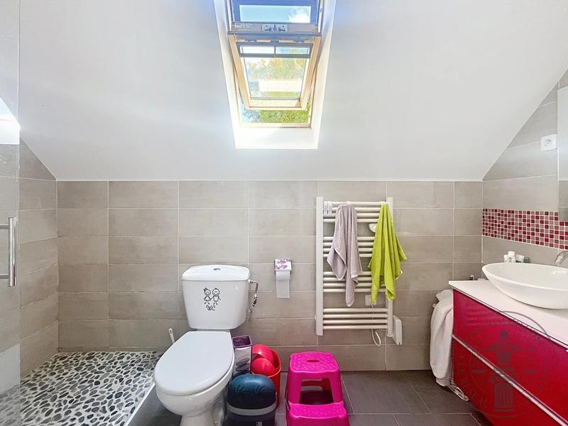 Maison - 145 m² - 7 pièces