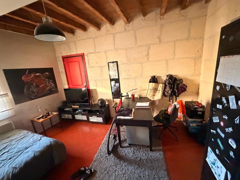 Maison - 220 m² - 6 pièces