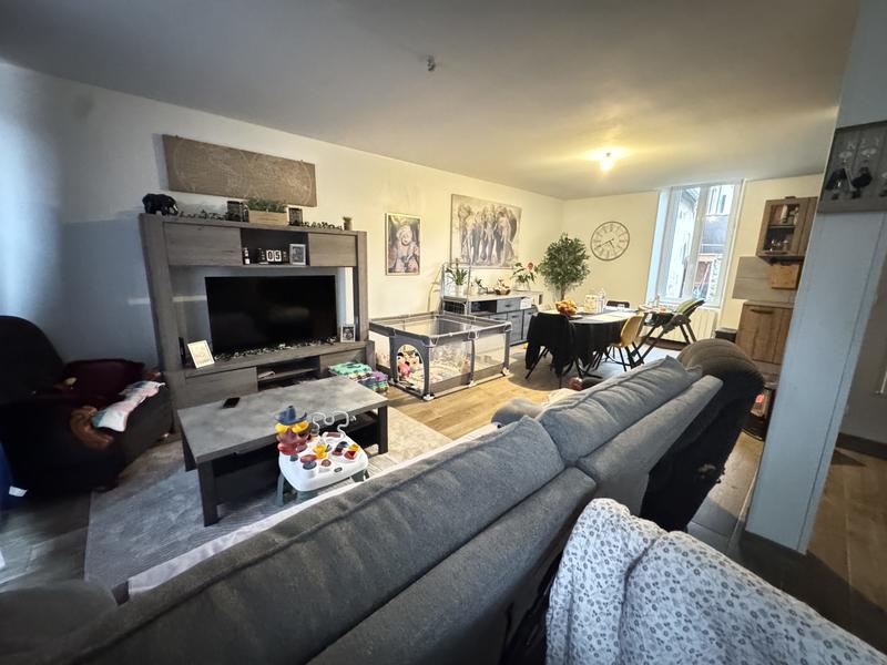 Maison - 98 m² - 4 pièces