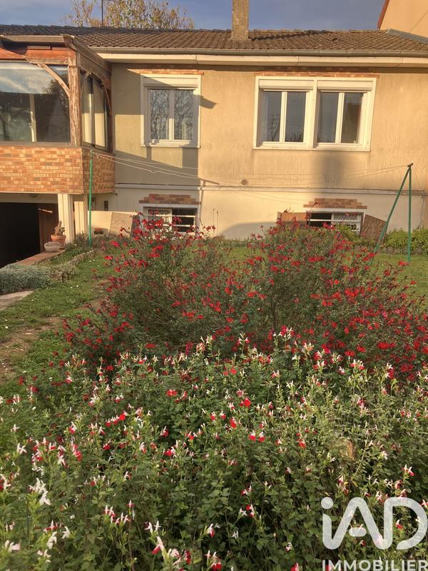 Maison - 90 m² - 5 pièces