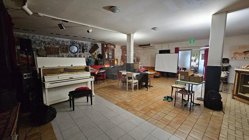 Immeuble - 400 m² - 7 pièces