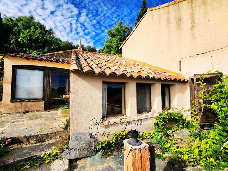 Maison - 100 m² - 100 pièces