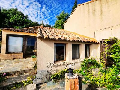 Maison - 100 m² - 100 pièces