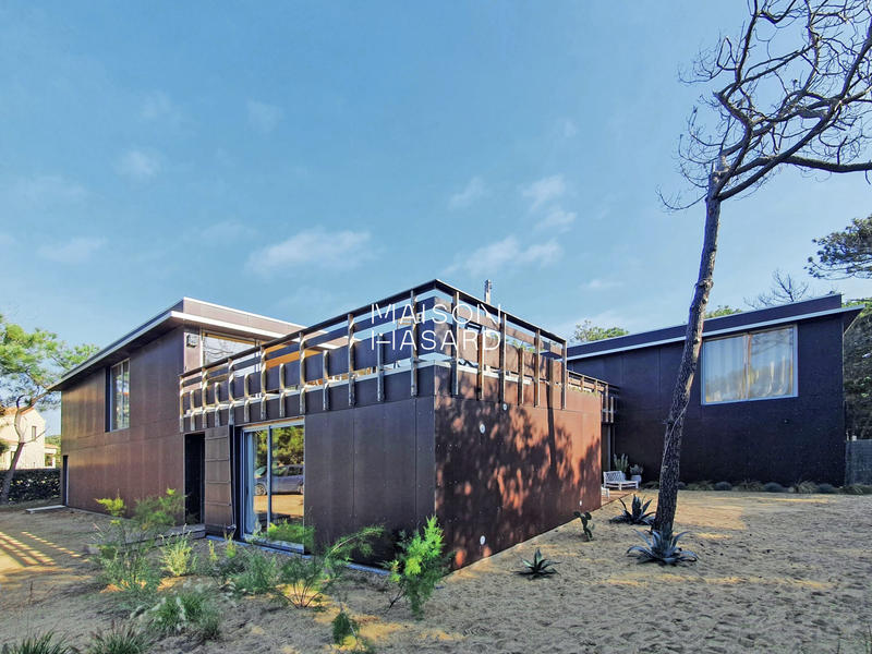 Villa - 377 m² - 12 pièces