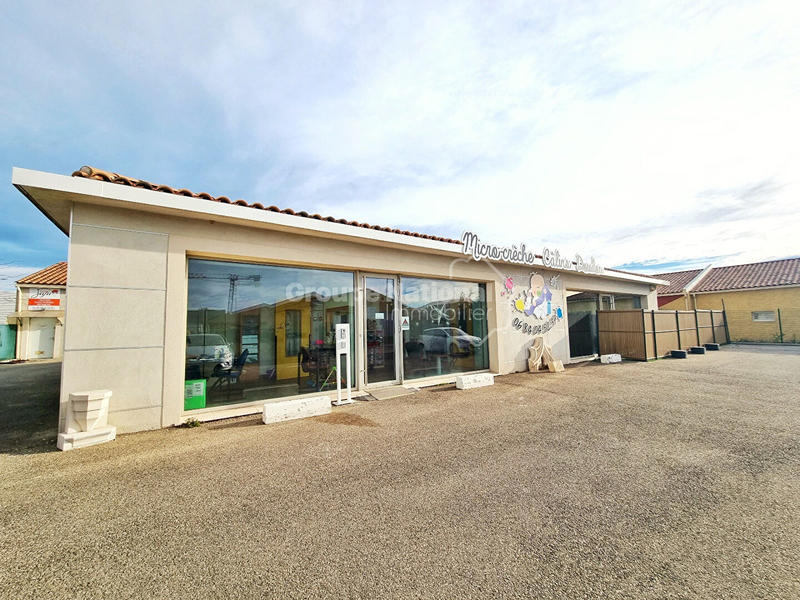 Local commercial - 181 m²