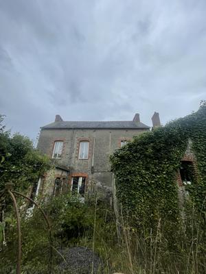 Maison ancienne - 230 m² - 7 pièces