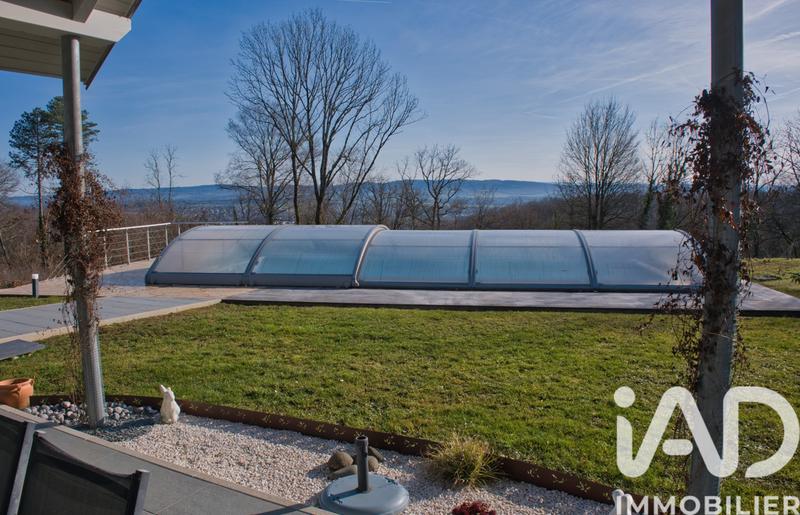 Maison - 150 m² - 8 pièces