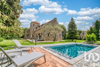 Maison - 353 m² - 8 pièces