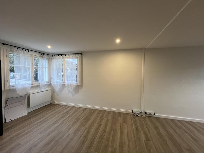 Local d'activités - 190 m²