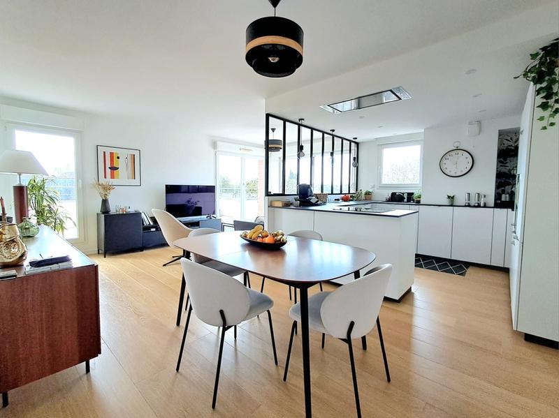 Appartement - 82 m² - 4 pièces