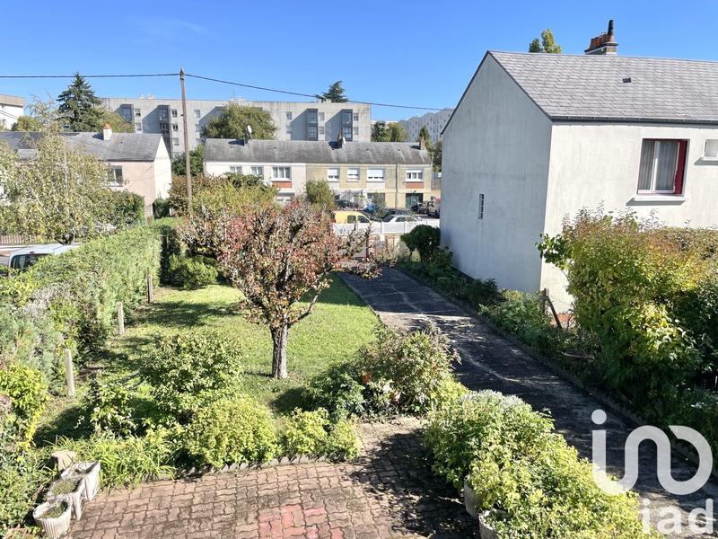 Maison - 99 m² - 5 pièces