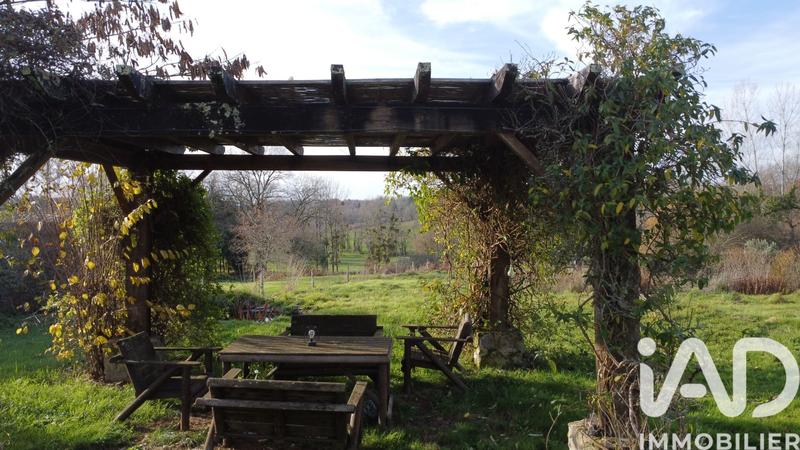 Maison - 409 m² - 12 pièces