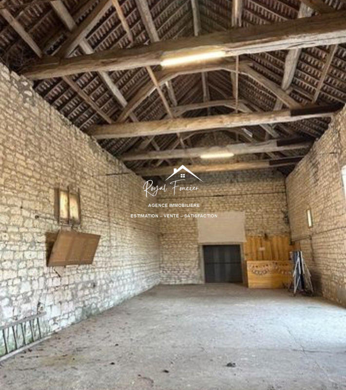 Maison ancienne - 180 m² - 5 pièces