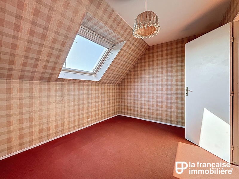 Maison - 95 m² - 6 pièces