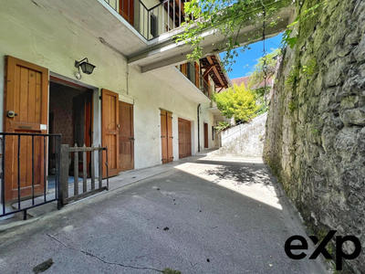 Appartement - 77 m² - 3 pièces