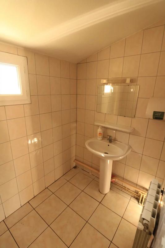 Immeuble mixte - 8 pièces