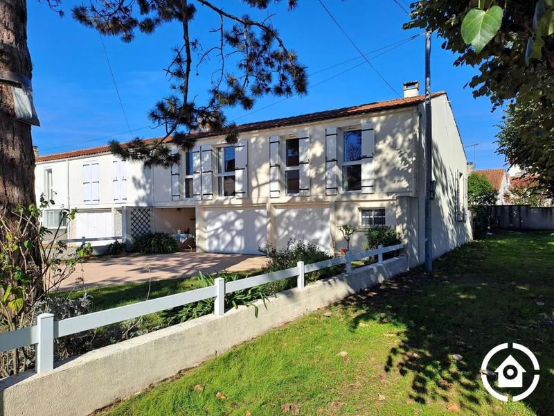 Maison de ville - 111 m² - 6 pièces