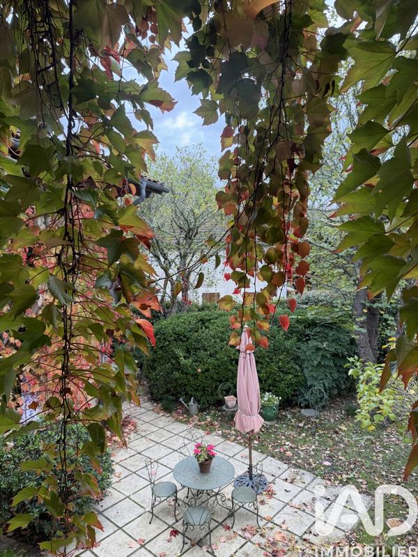 Maison - 271 m² - 6 pièces