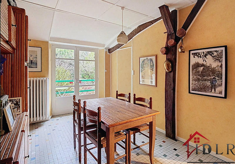 Maison - 213 m² - 6 pièces