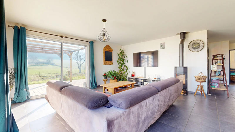 Maison - 90 m² - 4 pièces